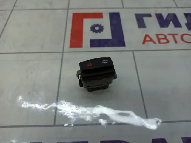 Кнопка центрального замка Renault Duster 252108592R