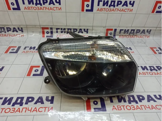 Фара правая Renault Duster 260103738R