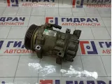 Компрессор системы кондиционирования Renault Duster 8201018716