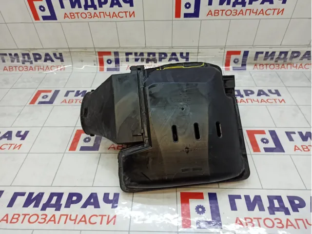 Корпус воздушного фильтра Renault Duster 8200420871