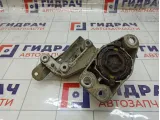 Опора двигателя правая Renault Duster 112100071R