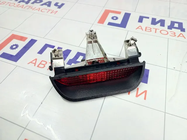 Фонарь задний стоп сигнал Renault Duster 265900027R