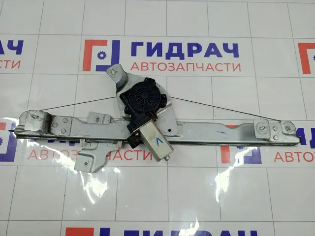 Стеклоподъемник электрический передний правый Renault Duster 807202145R