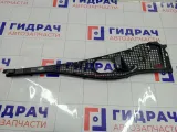 Решетка под лобовое стекло (Жабо) правая Renault Duster 8200294316