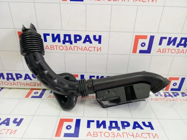 Резонатор воздушного фильтра Renault Duster T04021A152
