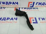 Педаль газа Renault Duster 8200386506D