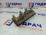 Кронштейн коллектора впускного Renault Duster 7700110112