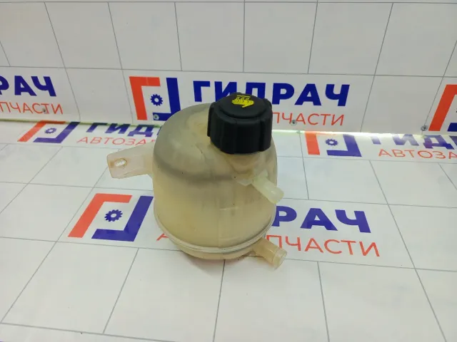 Бачок расширительный Renault Duster 8200766826