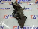 Кронштейн генератора Renault Duster 8201033565