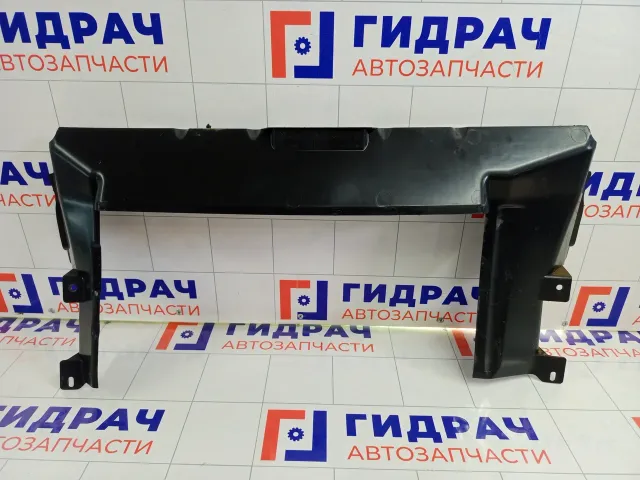 Дефлектор радиатора Renault Duster 214766402R