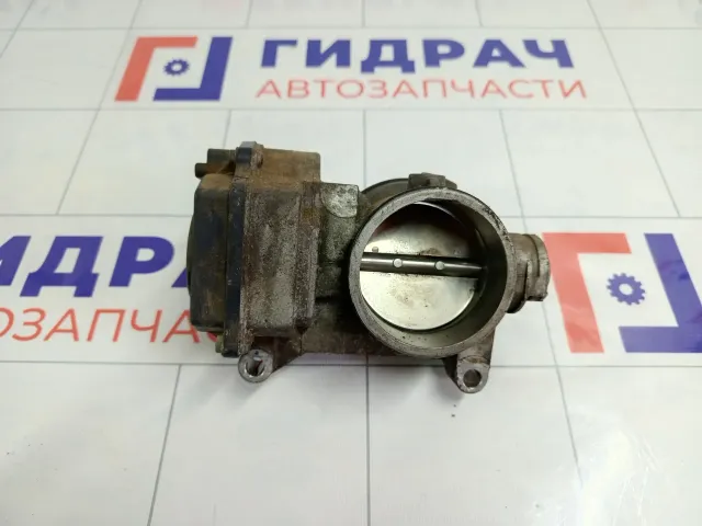 Дроссельная заслонка Renault Duster 8200063652