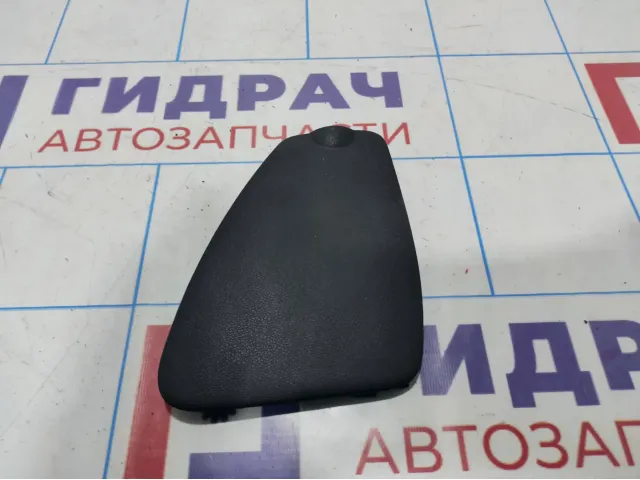 Крышка блока предохранителей Renault Duster 8200735470