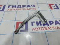 Петля капота правая Renault Duster 654007102R