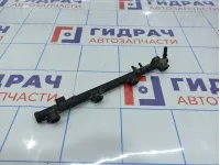 Рейка топливная (рампа) Renault Duster 8200601367