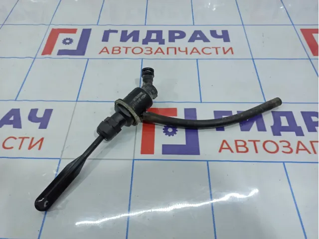 Цилиндр сцепления главный Renault Duster 306107623R