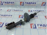 Амортизатор передний Renault Duster 543028126R