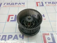 Моторчик отопителя Renault Duster 272106020R