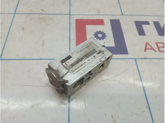 Клапан кондиционера Renault Duster 6001547682