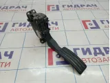Педаль газа Renault Duster 6001548477