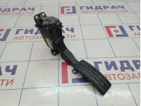 Педаль газа Renault Duster 6001548477