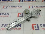 Стеклоподъемник электрический передний правый Renault Duster 8200733828