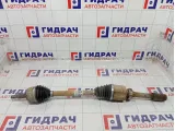 Привод передний правый Renault Duster 391004855R