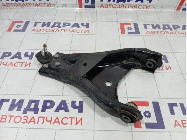 Рычаг передний правый Renault Duster 545001225R