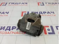 Суппорт тормозной передний левый Renault Duster 410111495R