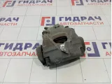 Суппорт тормозной передний правый Renault Duster 410018218R