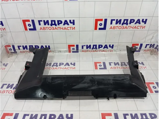 Дефлектор радиатора Renault Duster 214766402R
