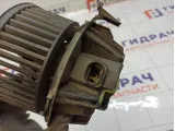 Моторчик отопителя (печки) Renault Duster 272106020R