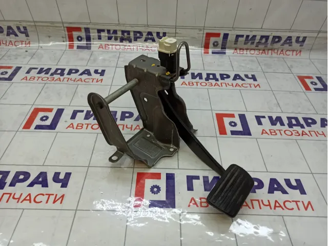 Педаль тормоза Renault Duster 360902618R