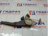 Рычаг, педаль стояночного тормоза Renault Duster 360108002R
