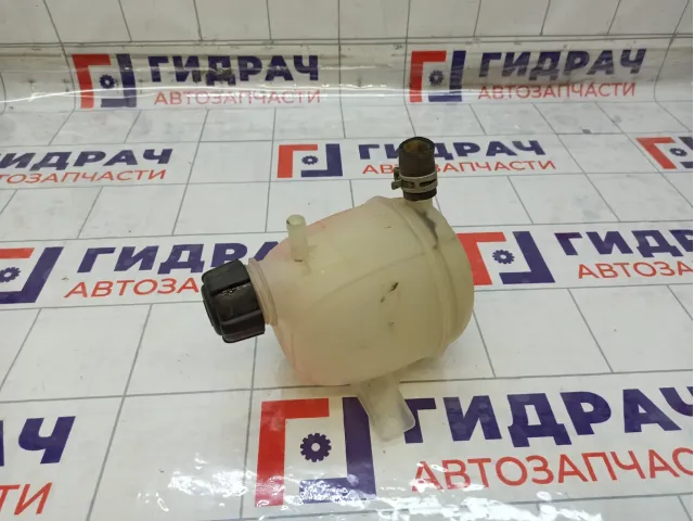 Бачок расширительный Renault Duster 7701470460