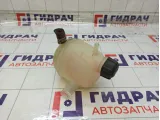 Бачок расширительный Renault Duster 7701470460