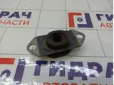Опора КПП левая Renault Duster 8200352861