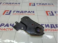 Кронштейн балки левый Renault Duster 8200823809