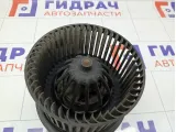 Моторчик отопителя (печки) Renault Duster 272106020R
