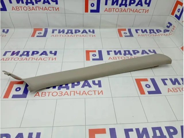 Обшивка стойки передней правой Renault Duster 8200732333