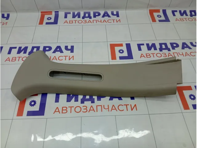 Обшивка стойки средней левой верхняя Renault Duster 8200732342