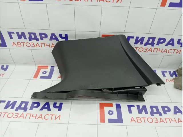 Обшивка стойки верхняя правая Renault Duster 769365583R
