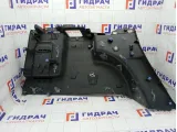 Обшивка багажника правая Renault Duster 849503745R