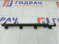 Топливная рампа (топливная рейка) Renault Duster 8200601367
