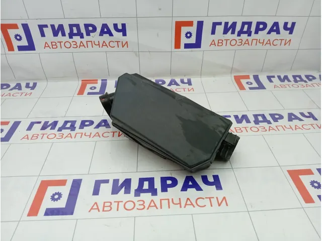 Резонатор воздушного фильтра Renault Duster 7700107946