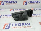 Резонатор воздушного фильтра Renault Duster 7700107946