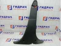 Обшивка стойки средней правой нижняя Renault Duster 8200823419