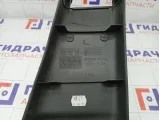 Обшивка стойки средней левой нижняя Renault Duster 8200823418