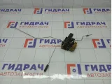 Замок двери передней правой Renault Duster 805029387R