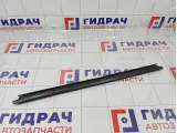 Уплотнитель стекла заднего левого Renault Duster 823310035R