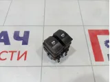 Блок управления стеклоподъемниками Renault Duster 8200108269